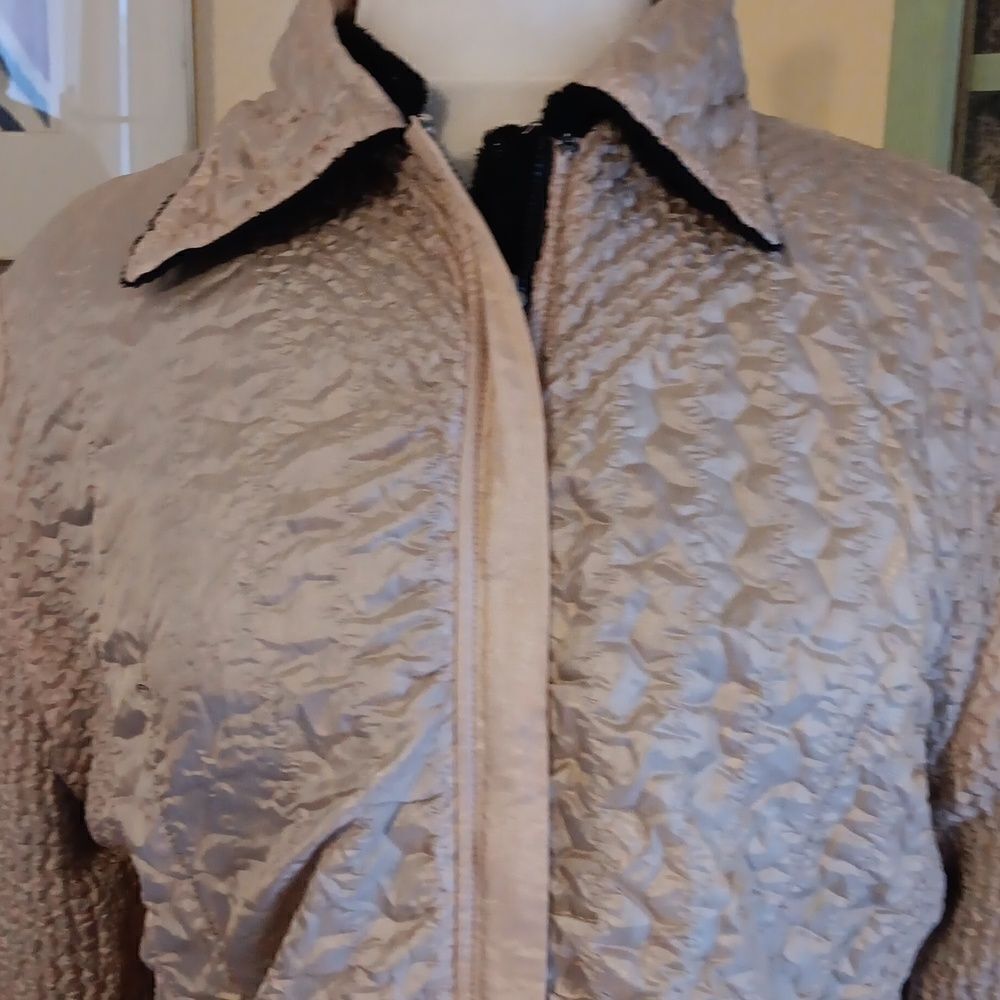 UBU...I'll be me Reversible Jacket - Picture 10 of 16